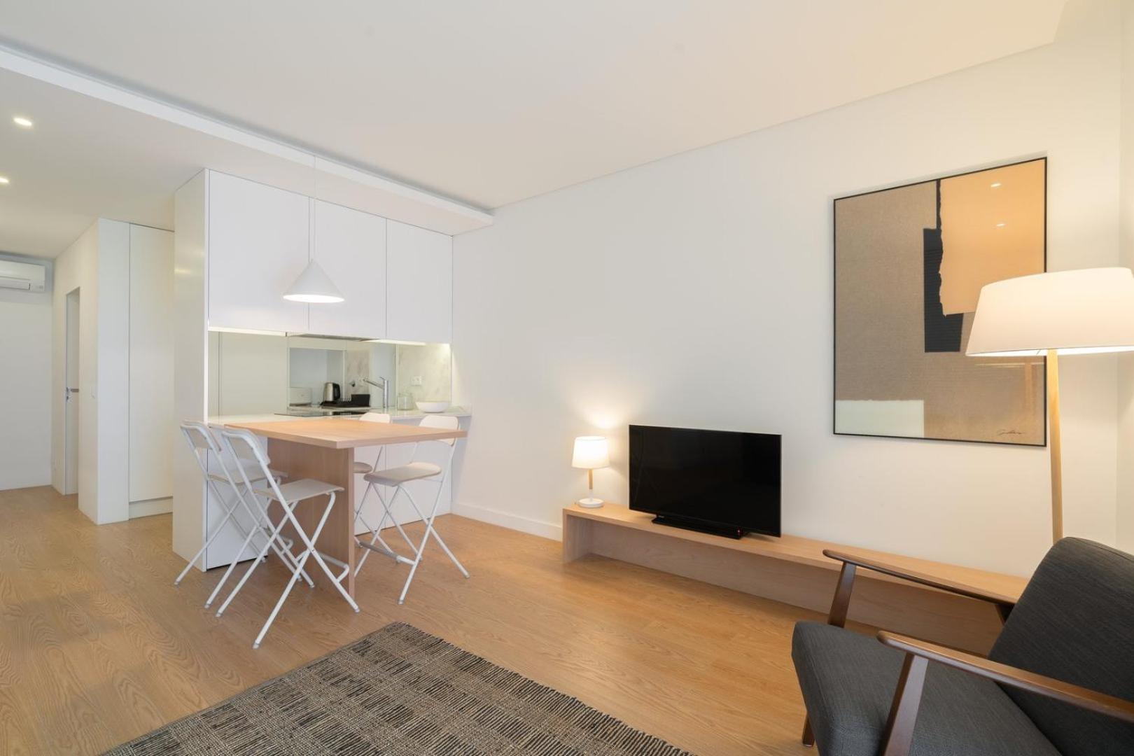 Guestready - Modern 2-Bedroom Apt In Cedofeita ปอร์โต ภายนอก รูปภาพ