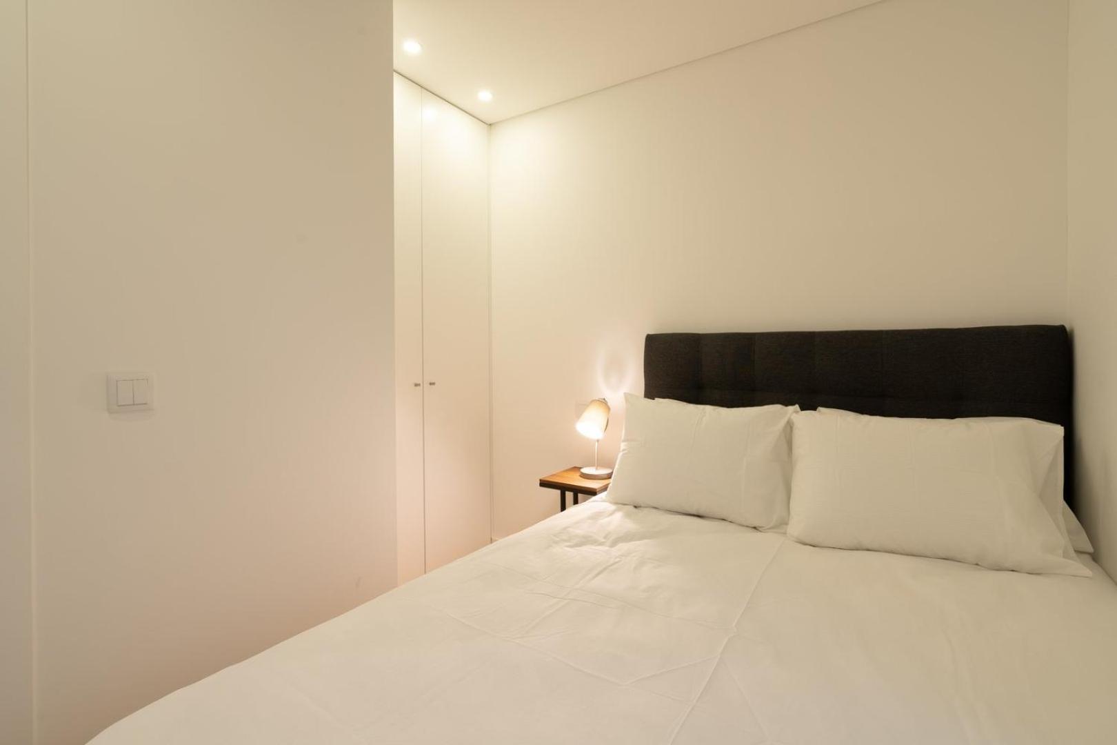Guestready - Modern 2-Bedroom Apt In Cedofeita ปอร์โต ภายนอก รูปภาพ