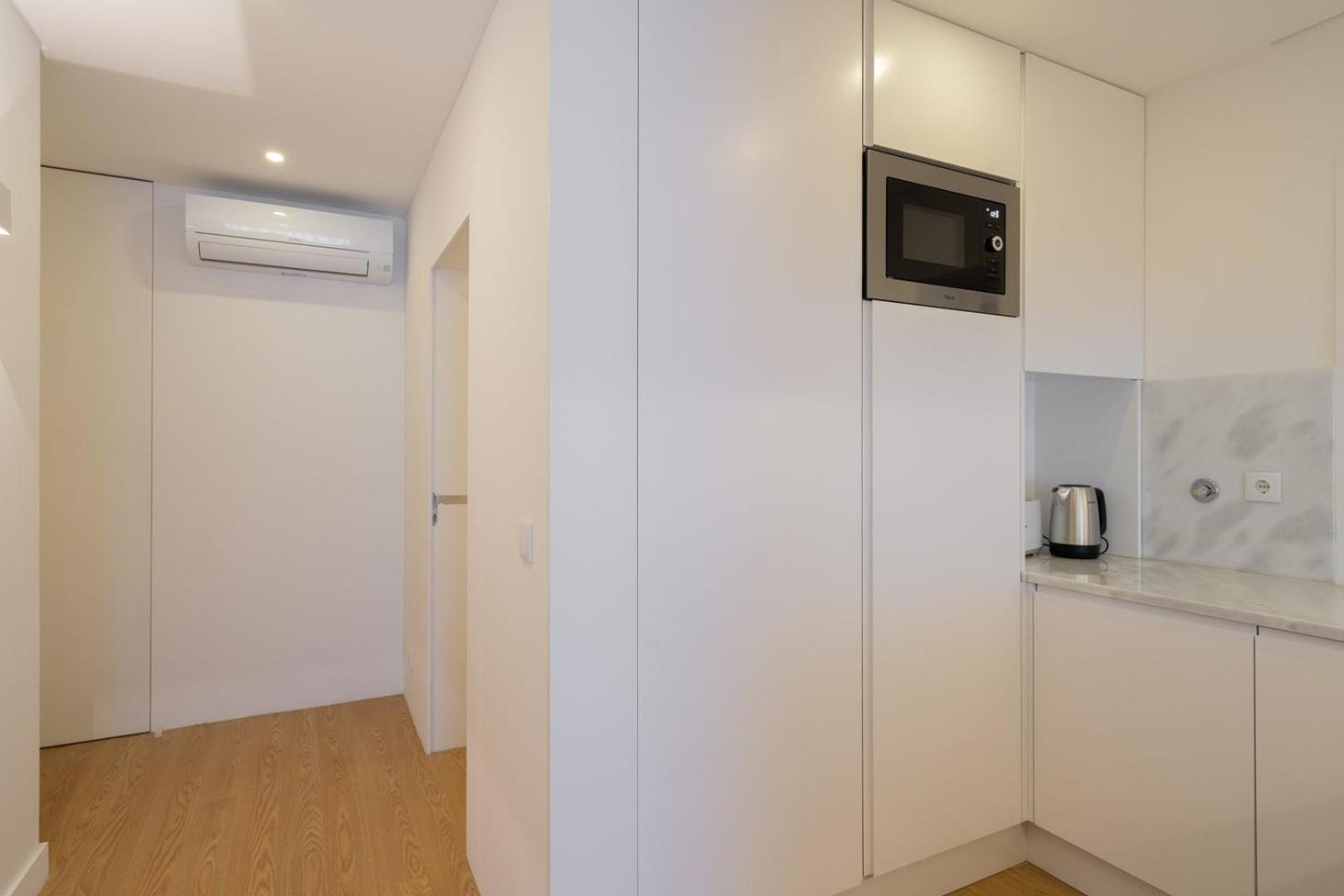 Guestready - Modern 2-Bedroom Apt In Cedofeita ปอร์โต ภายนอก รูปภาพ