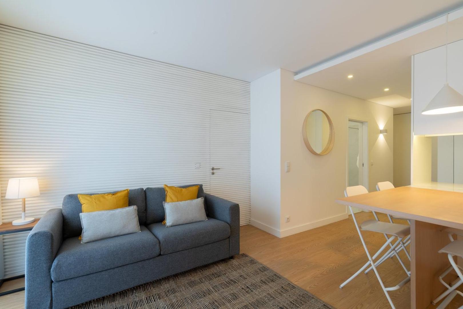 Guestready - Modern 2-Bedroom Apt In Cedofeita ปอร์โต ภายนอก รูปภาพ